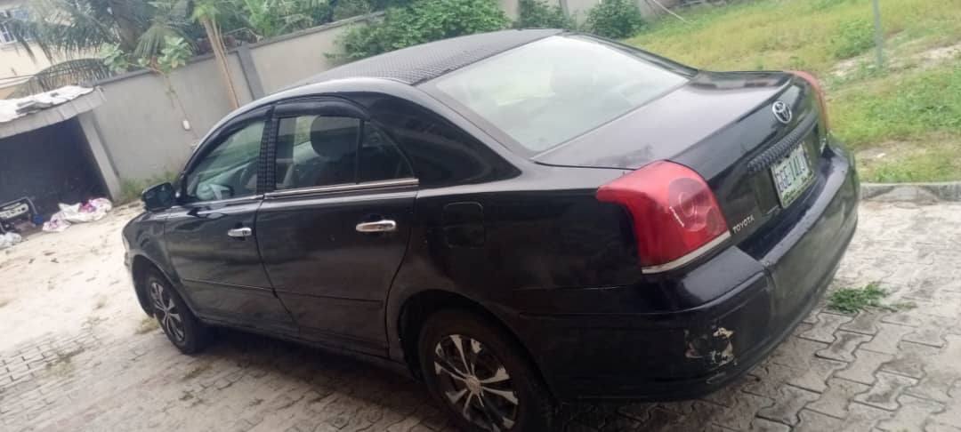 A picture of 2 005 Toyota Avensis Engine Gear 100 Android screen Reverse