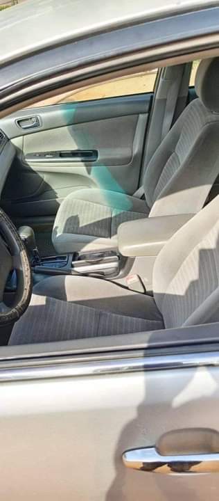 A picture of 2005 Toyota carmy 3000