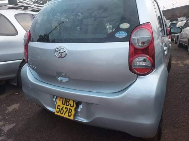 A picture of 2010 Toyota passo 2010 1.0cc engine