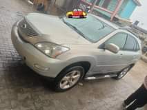 A picture of Awoof Rx330 Tok standard first body engine and transmission and