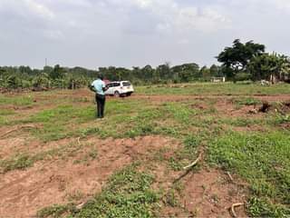 A picture of Titled plots Closest to tarmac Kakiri