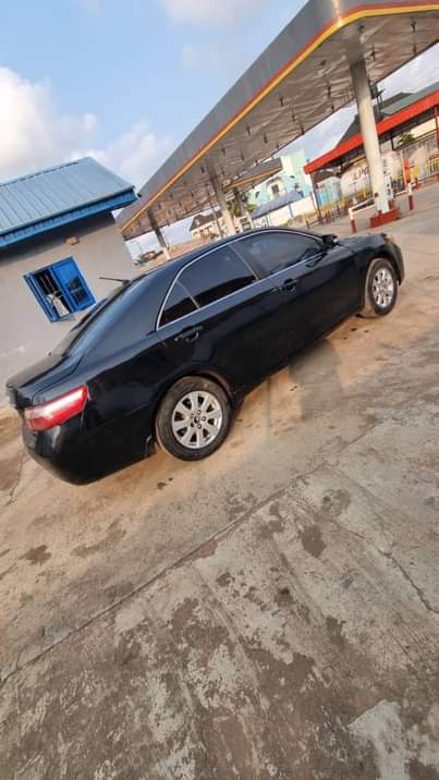 A picture of Camry 08 with