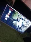 A picture of 32 inches Philip tv
