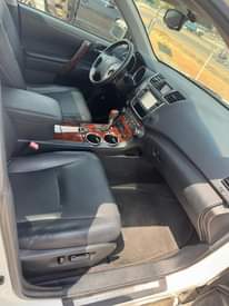 A picture of TOYOTA HIGHLANDER