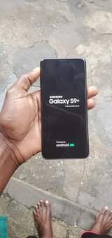 A picture of SAMSUNG S9