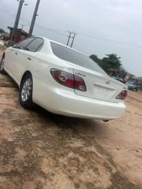 A picture of ES300 2004 Model