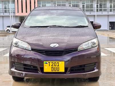 A picture of TOYOTA WISH NEW MODEL