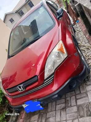 A picture of Good deal Clean Honda Crv with android screen Absolutely nothing