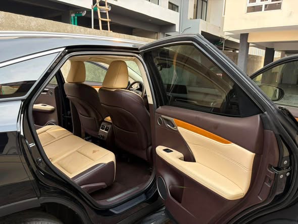 A picture of Lexus RX350 2017