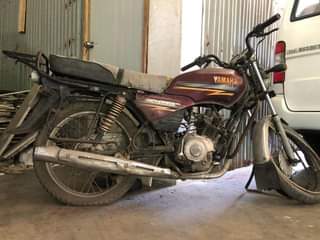 A picture of Pikipiki aina ya Yamaha nauza kama sekelepa Bei laki na