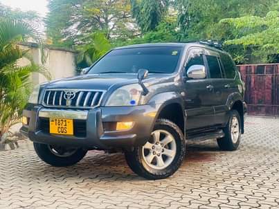 A picture of TOYOTA PRADO for SALE 0716662699