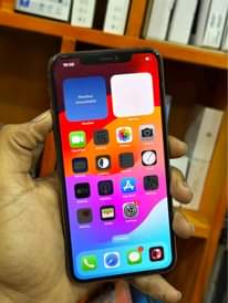 A picture of Iphone 11 pr0 max
