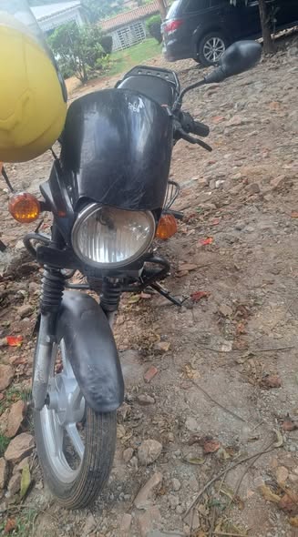 bajaj boxer