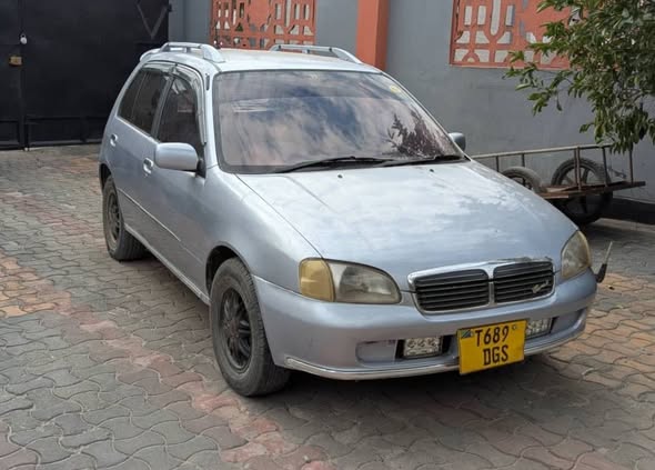 A picture of TOYOTA STARLET DG S