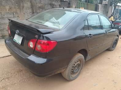 A picture of 2004 Toyota Corolla everything working perfectly nothing to fixed AC