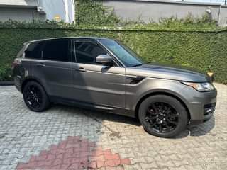 A picture of Range Rover 2015