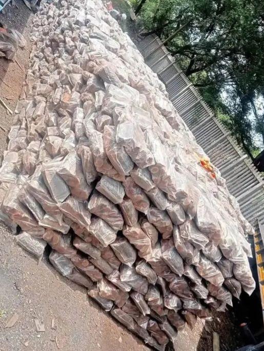 braai stands