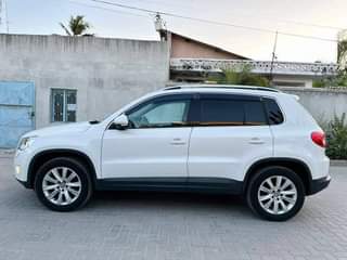 A picture of VOLKSWAGEN TIGUAN. 0758893163