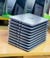 A picture of Hp elite book 840g3s uk used in stalk
