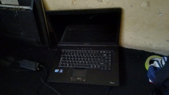 A picture of Toshiba pc with 500gb had and 6gb ram