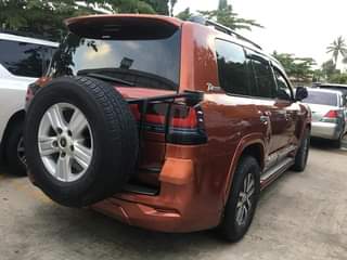 A picture of V8