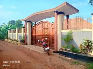 A picture of House