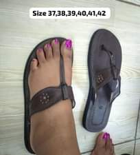 A picture of Leather sandals