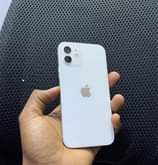 A picture of iPhone 12 128gb All working perfectly fine Face ID Battery