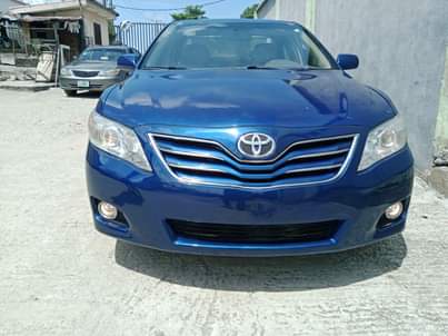 A picture of Registered 2007 model Toyota Camry xle v6 thumb start keyless