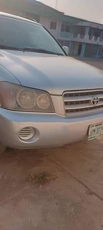A picture of 2004 Toyota Highlander