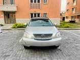 A picture of 2004 Rx330