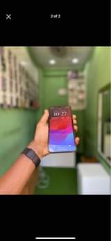 A picture of IPhone XS Max