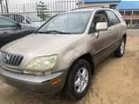 A picture of Neat Nigerian use rx300 first body Untampered engine Price 2