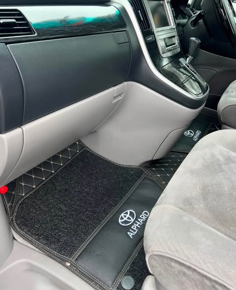 A picture of AVAILABLE IN STOCK 7D CARPET FOR ALL CARS FULL PACKAGE