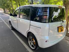 A picture of TOYOTA SIENTA 10M
