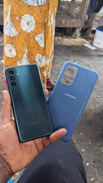 A picture of SAMSUNG A04S