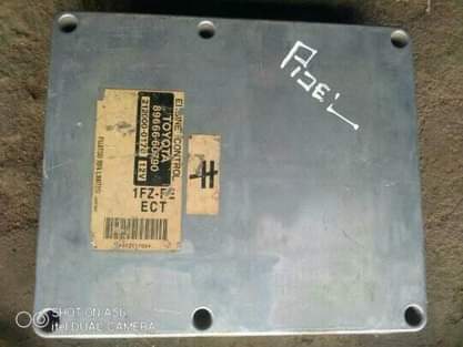 A picture of brain box fusebox airflowmeter and dashboard wire