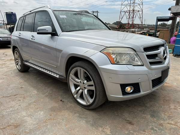 A picture of KinzzyAuto s LTD 08109018982 17 500 000 Refer and earn