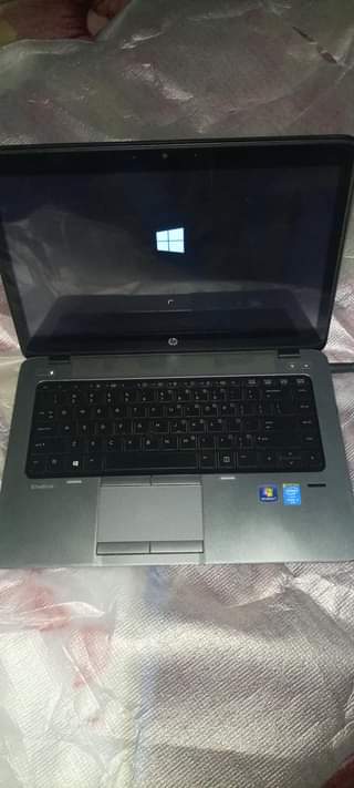 A picture of Hp i5 elitebook G2 840 touch screen 5th gen at