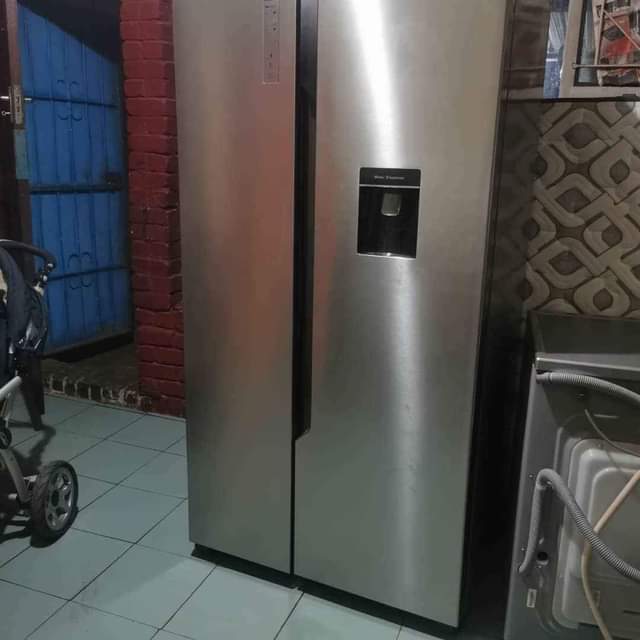 classifieds/fridges