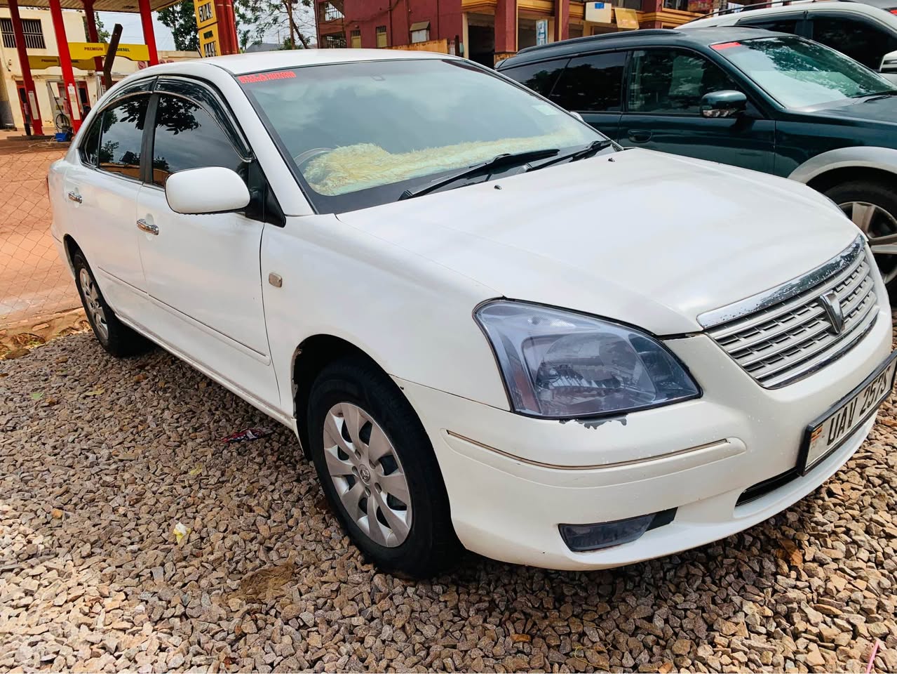 A picture of TOYOTA PREMIO
