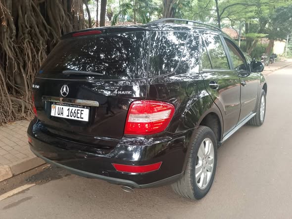 A picture of Benz ML 4Matic Petrol Engine For Sale 0704482571 Call Whatsapp