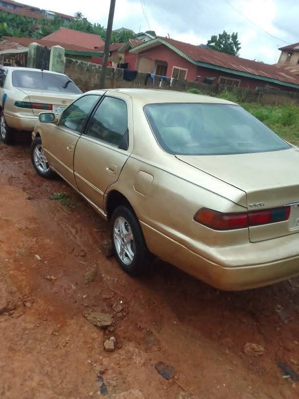 A picture of Camry pencil