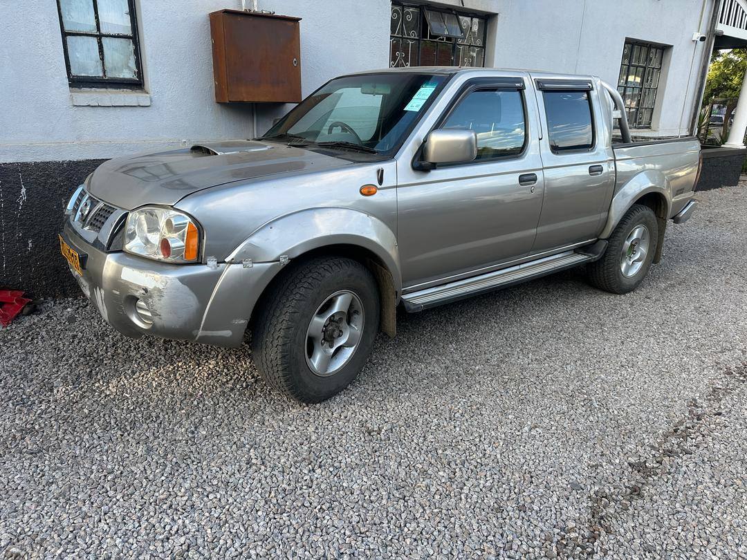 classifieds/cars nissan