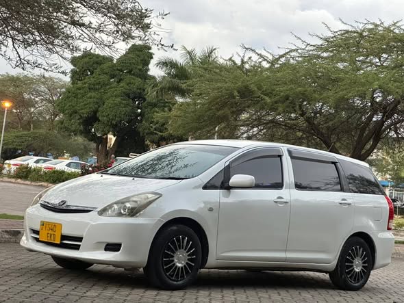 A picture of Toyota Wish