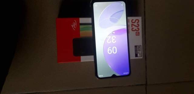 A picture of itel S23
