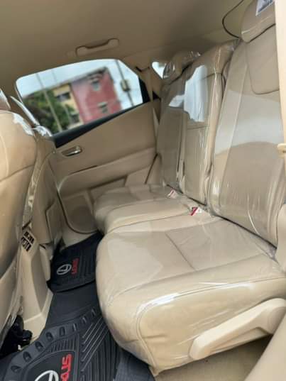 A picture of KinzzyAuto s LTD 08109018982 18 200 000... Refer and earn