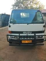 classifieds/cars isuzu