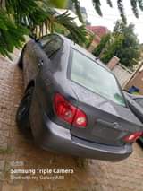 A picture of Corolla 2005 model for sale Belgium standard very neat and