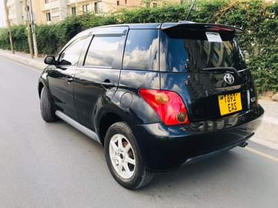 A picture of Toyota ist eng 2NZ 0713525514